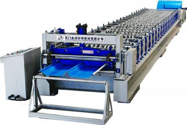 Máquina formadora de paneles de pared